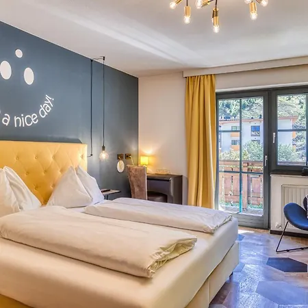 Boutique House Happyellow-3